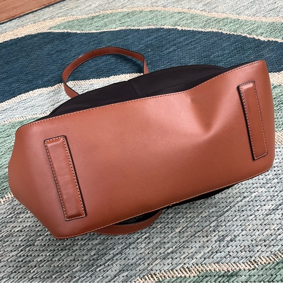 Clavin Klein black and brown classic purse - Picture 8 of 12